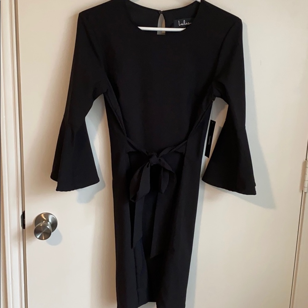 Lulus little black dress
